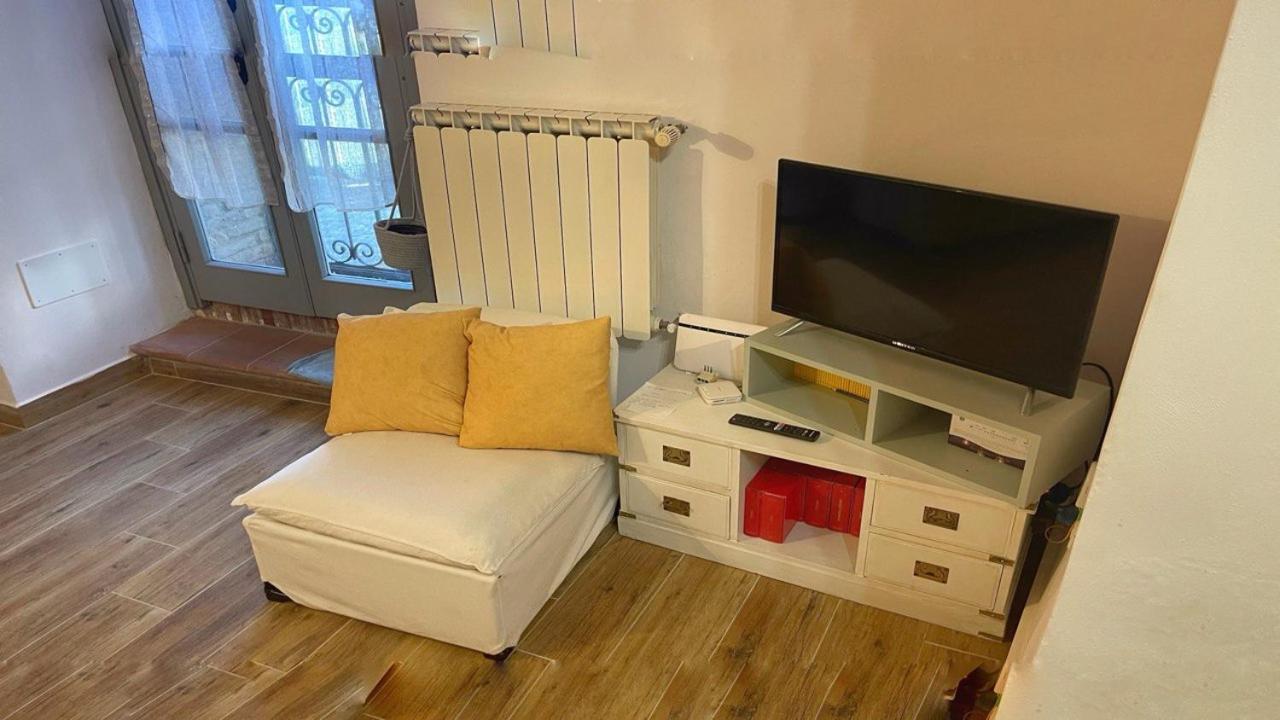 몬토네 Casa Di Duccio 빌라 외부 사진