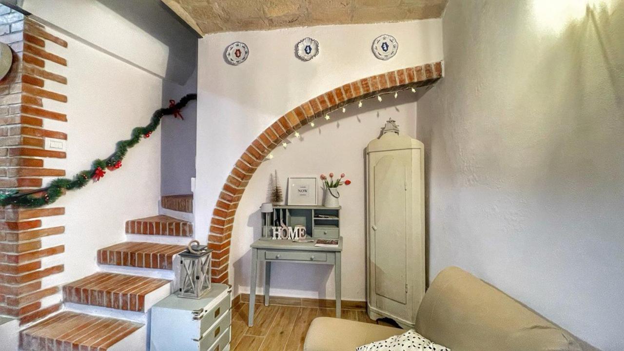 몬토네 Casa Di Duccio 빌라 외부 사진